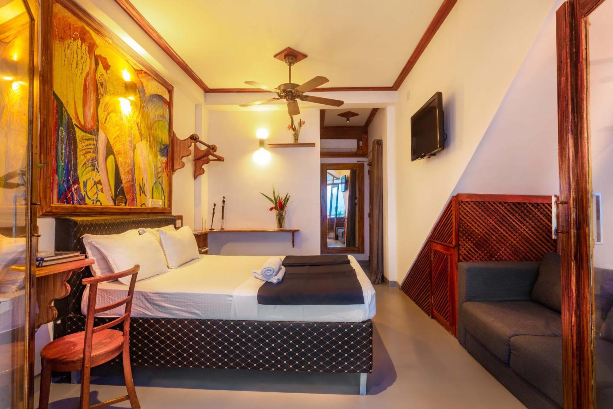 Hotel Surf 3*
